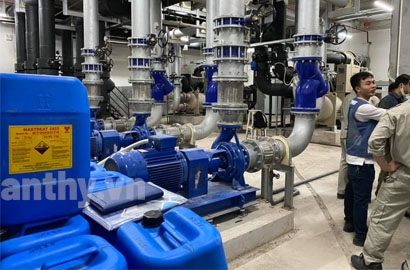 SUPPLY WATER TREATMENT COOLING-CHILLER FOR COMMERCIAL BUILDING